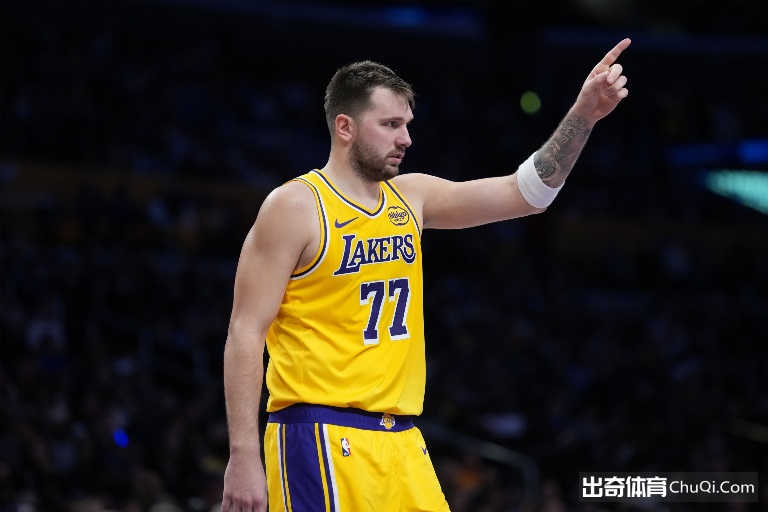 爱德华兹缺,森林狼集体,发力,万博manbetx体育平台,万博体育官网,万博体育app下载,ManBetX,SPORTS