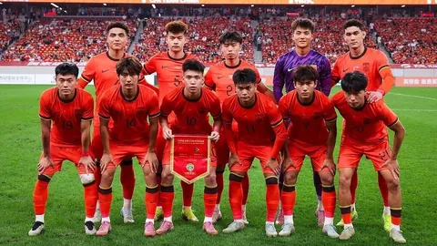 罗马1-0卡利亚里意甲第22轮，新援奥利维拉点球建功